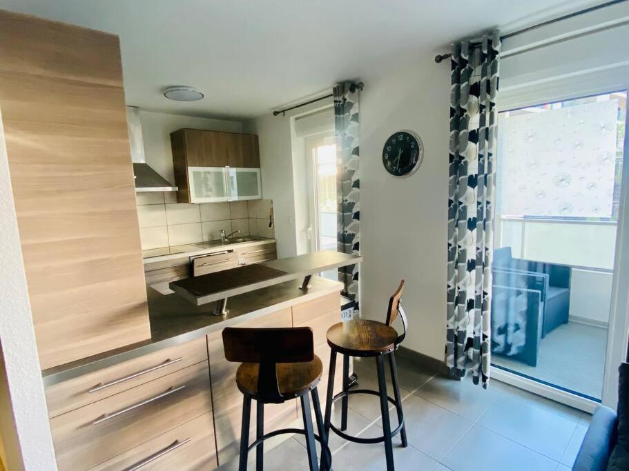 Le Standing Parking Wifi Metz Un-Sejour-A-Part Apartamento Exterior foto