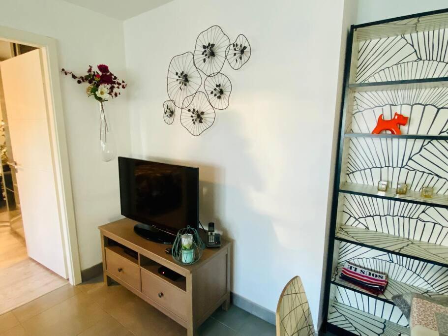 Le Standing Parking Wifi Metz Un-Sejour-A-Part Apartamento Exterior foto